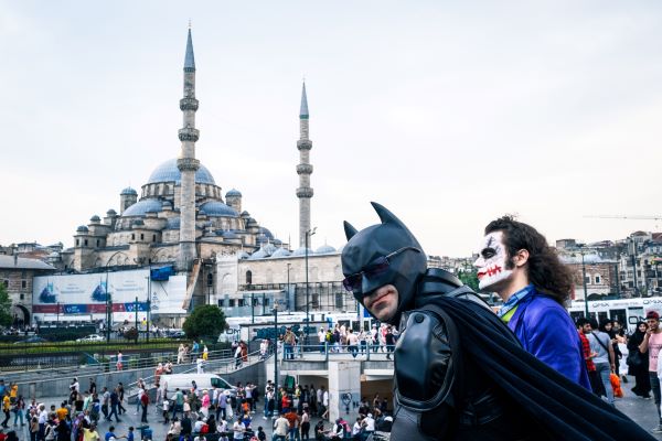25 Best Batman Gifts for Men Who Love Comics