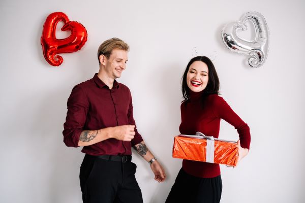 20 Best Valentine's Day Gifts That Are Otterly Wonderful
