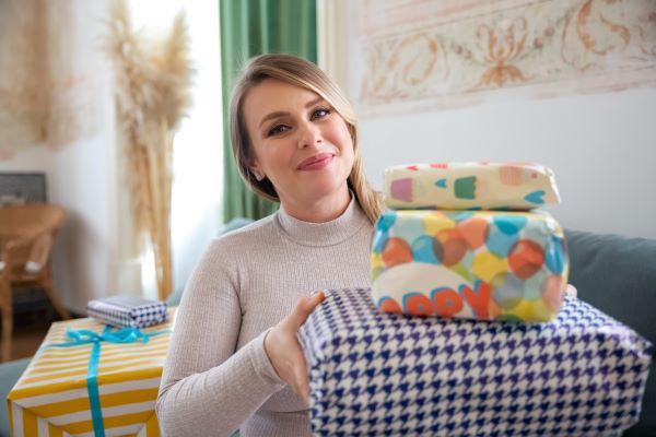 Best Ideas For a Pregnancy Gift Basket to Celebrate Motherhood